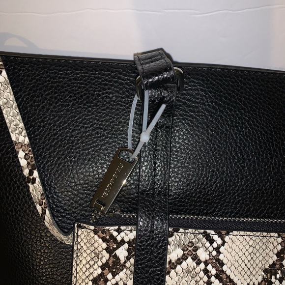 Steve Madden Black Tote with Zebra Print - Picture 4 of 12